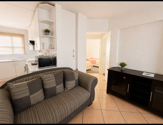 2 BEDROOM APARTMENT FOR SALE IN PEACEHAVEN